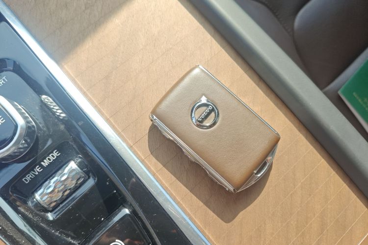 沃尔沃S90 2017款 T5 智雅版中控内饰7001