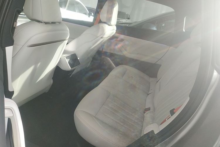 乐道L60 2024款 60kWh 后驱版中控内饰21