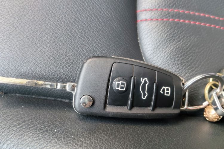 奥迪Q2L 2022款 35 TFSI 进取动感型中控内饰11