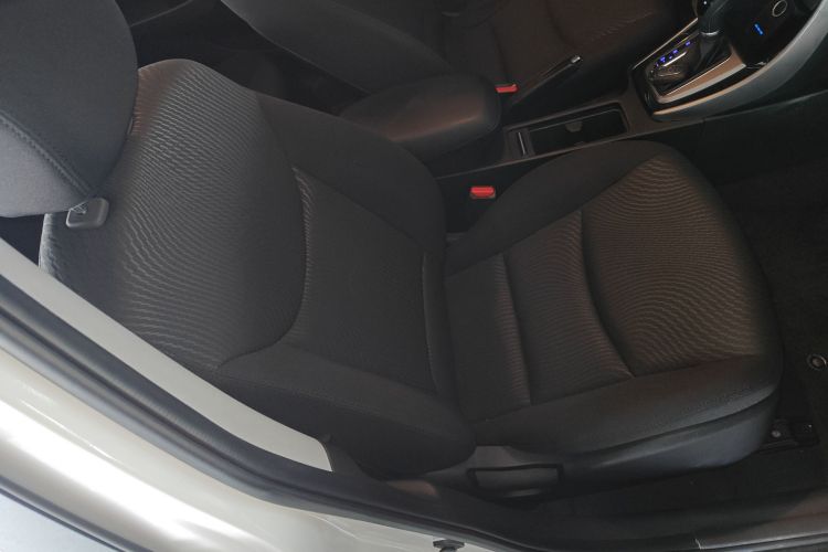 现代 朗动 2015款 1.6L 自动领先型局部细节41