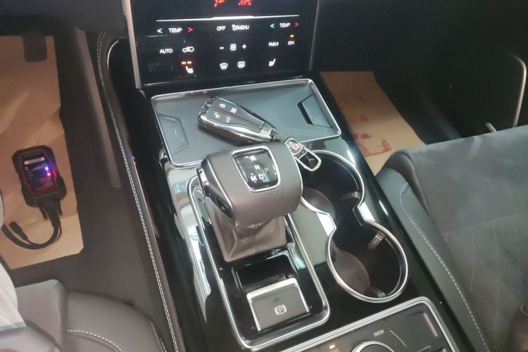 红旗HS7 2022款 2.0T DCT两驱智联旗享版 五座局部细节18