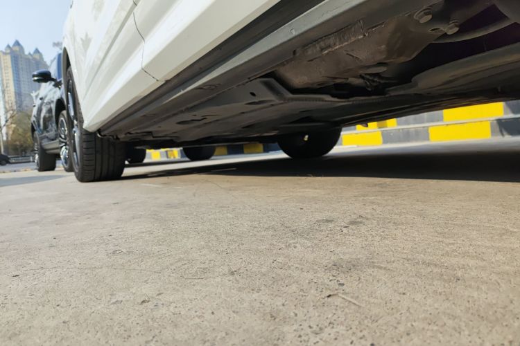 奥迪Q2L 2022款 35 TFSI 进取动感型局部细节9002