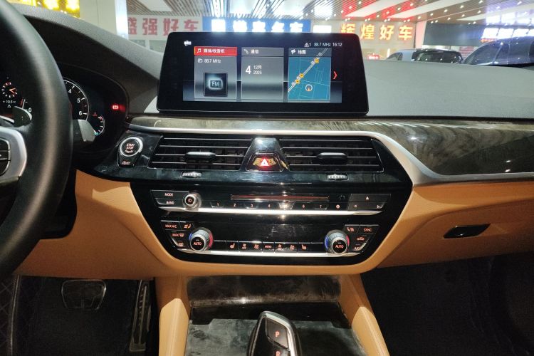 宝马5系 2018款 530Li xDrive M运动套装局部细节16