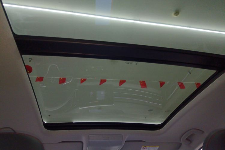 大众 途观L 2023款 330TSI 自动两驱R-Line旗舰版局部细节22