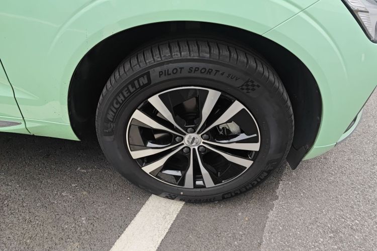 沃尔沃XC60 2024款 B5 四驱智逸豪华版车身外观10