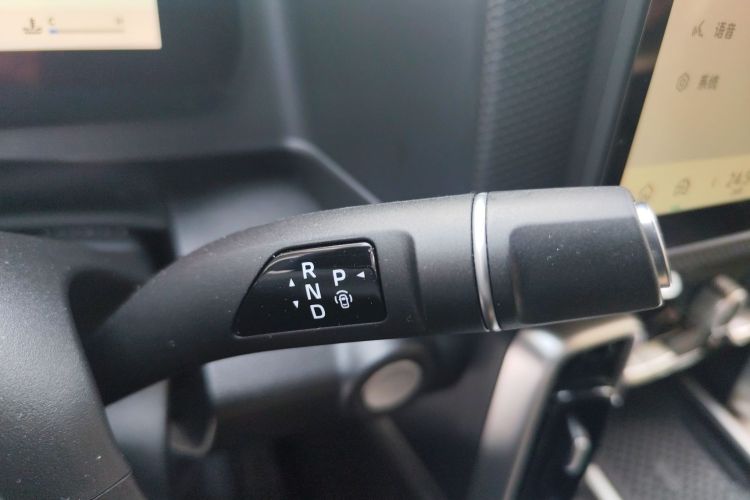 哈弗大狗 2026款 2.0T DCT中华田园犬版中控内饰18