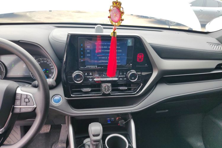丰田 皇冠陆放 2022款 2.5L HEV两驱精英版局部细节16