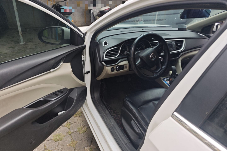 别克 英朗 2018款 15T 双离合进取型 国V中控内饰20