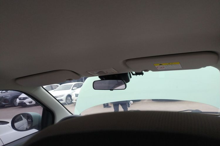 长安启源 长安Lumin 2022款 210km 香甜款中控内饰22