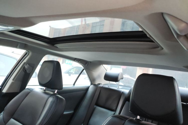 丰田 凯美瑞 2012款 骏瑞 2.0S 耀动版中控内饰22