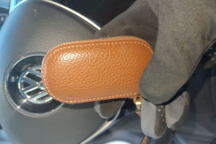 大众 高尔夫 2016款 230TSI 自动豪华型中控内饰11