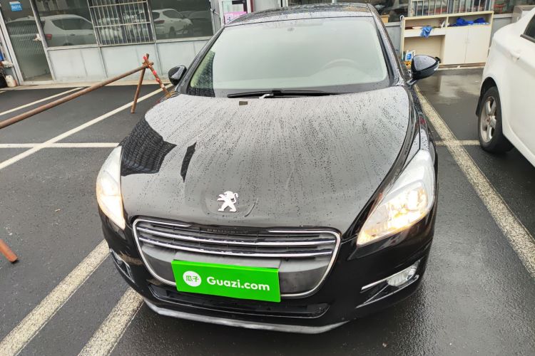 标致508 2013款 2.0L 两周年纪念 自动天窗经典版车身外观2