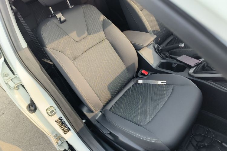 五菱汽车 五菱星驰 2022款 1.5L 手动自由型局部细节41