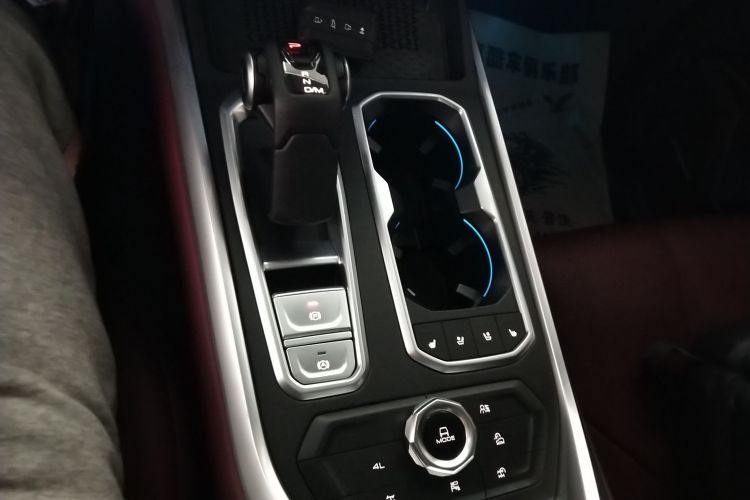 坦克400新能源 2024款 Hi4-T 越野版中控内饰18