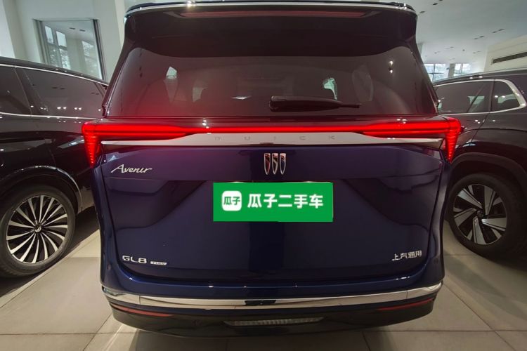 别克GL8新能源 2024款  陆尊 奢享版 7座车身外观6