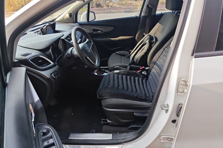 别克 昂科拉 2013款 1.4T 自动两驱精英型局部细节19