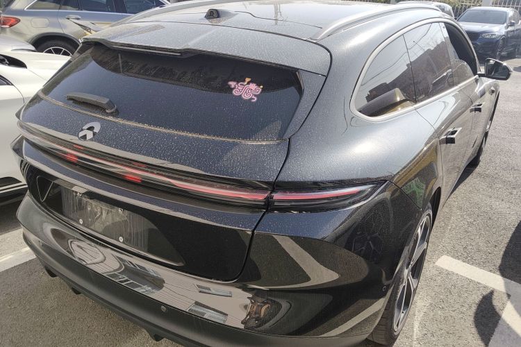 蔚来ET5T 2023款 75kWh Touring车身外观7