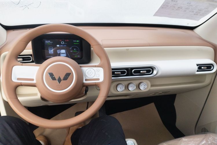 五菱汽车 宏光MINIEV 2024款 第三代 215km 青春版中控内饰12