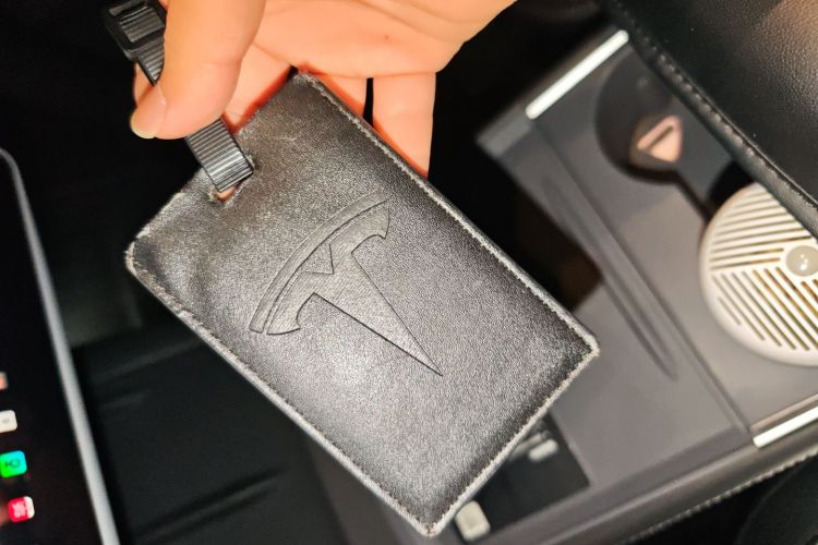 特斯拉 Model Y 2022款 改款 后轮驱动版中控内饰11