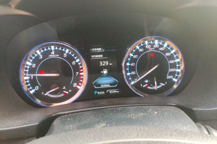 长安CS95 2017款 2.0T 两驱智途版中控内饰14