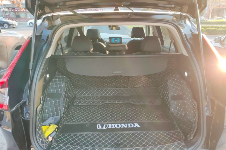 本田CR-V 2023款 240TURBO 两驱锋尚版 5座局部细节23