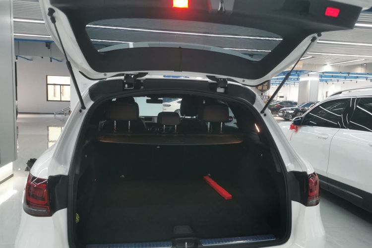 奔驰GLC 2021款 GLC 260 L 4MATIC 动感型局部细节23