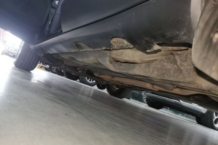 Jeep 自由光 2016款 2.4L 领先版局部细节9002