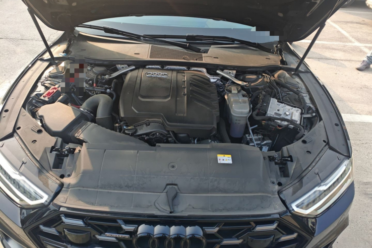 奥迪A7L 2024款 45 TFSI quattro 黑武士版局部细节24