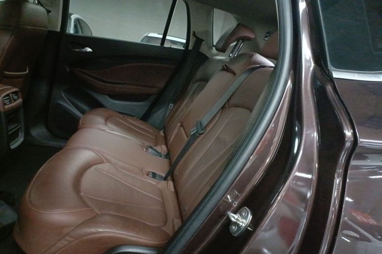 别克 昂科威 2018款 28T 四驱精英型中控内饰21