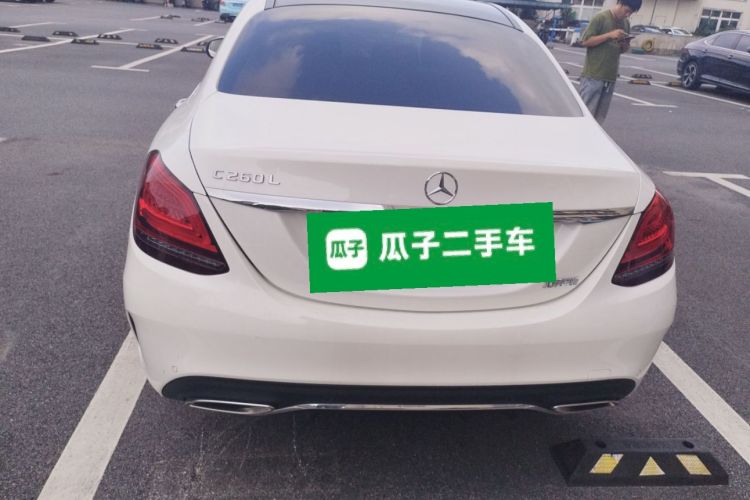 奔驰C级 2019款 改款 C 260 L 运动版车身外观6004