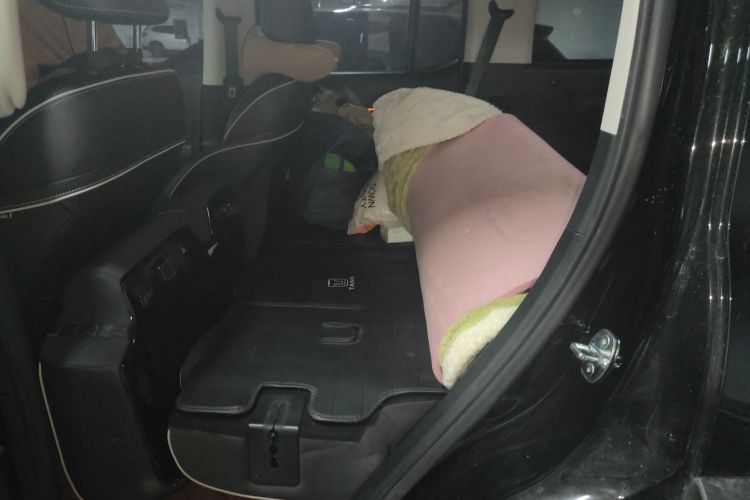 坦克300 2023款 越野版 2.0T 征服者中控内饰21