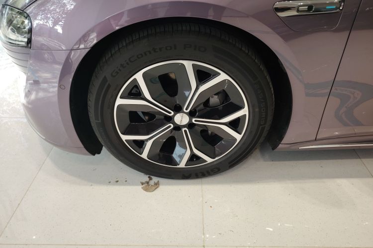 鸿蒙智行 智界S7 2025款 705km Pro车身外观6007