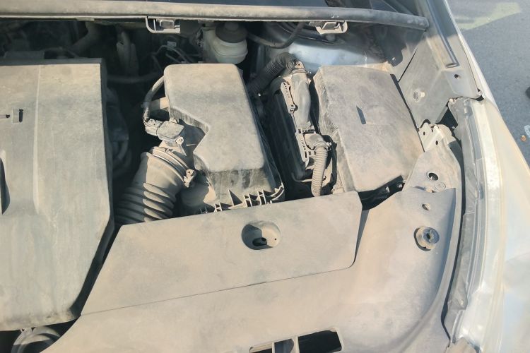 丰田 逸致 2011款 180E CVT精英版局部细节9007