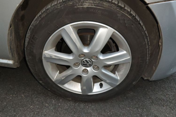 大众 Polo 2011款 1.4L 自动致酷版车身外观6002