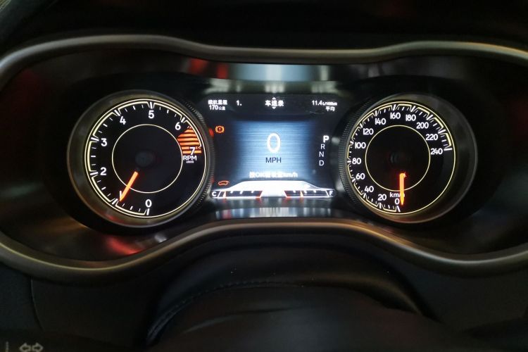 Jeep 自由光 2016款 2.4L 领先智能版中控内饰14