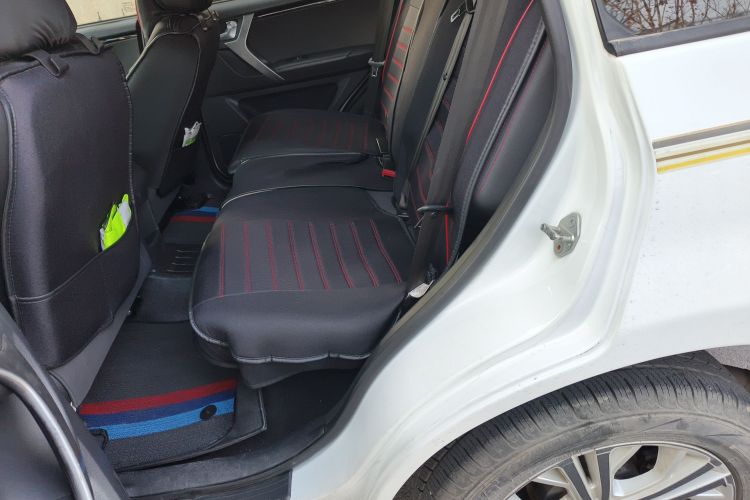 奇瑞 瑞虎3 2018款 经典版 1.6L CVT舒适型中控内饰21