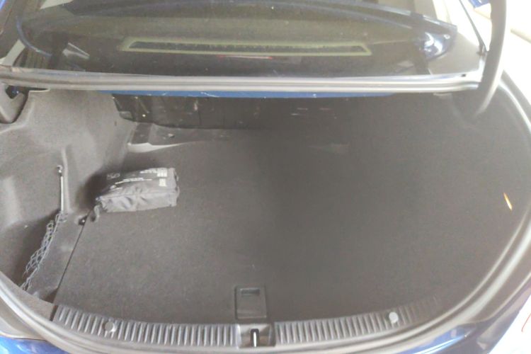 奔驰C级 2015款 改款 C 200 L 运动型机舱底盘23