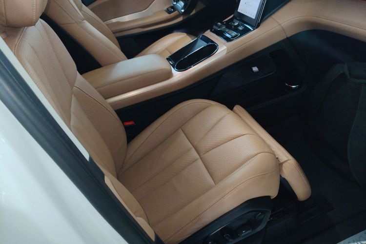 蔚来ES8 2018款 355KM 基准版 七座版局部细节41