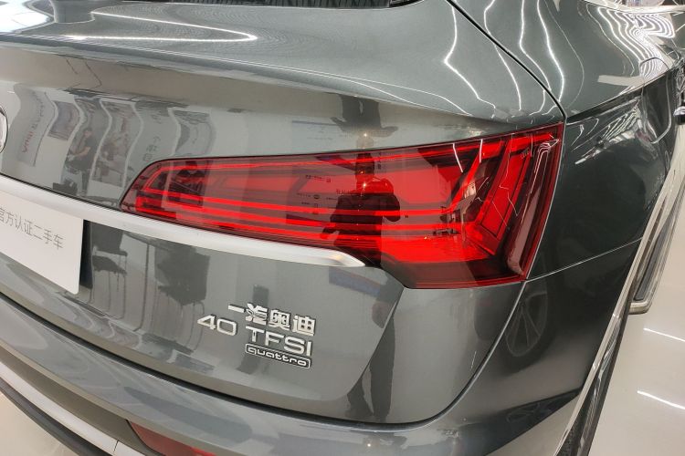 奥迪Q5L Sportback 2021款 40 TFSI 时尚型车身外观6006