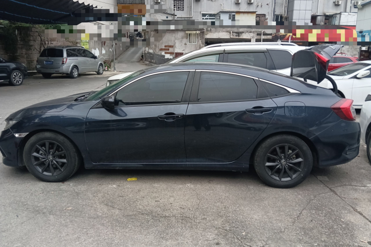 本田 思域 2019款 220TURBO CVT劲动版 国VI车身外观4