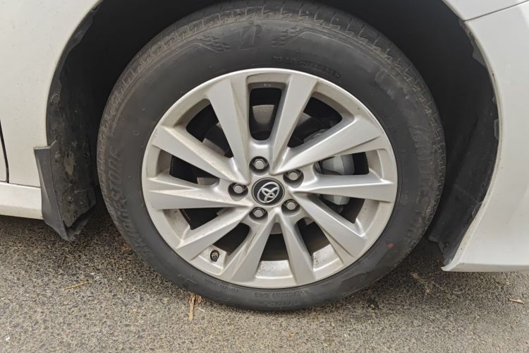 丰田 凯美瑞 2021款 双擎 2.5HGVP 领先版车身外观10