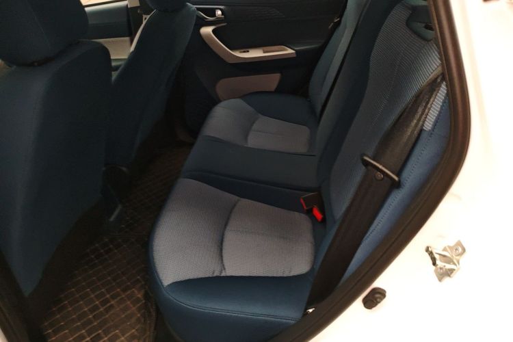 长安欧尚 奔奔E-Star 2022款 赏心版 多彩款 磷酸铁锂中控内饰7004