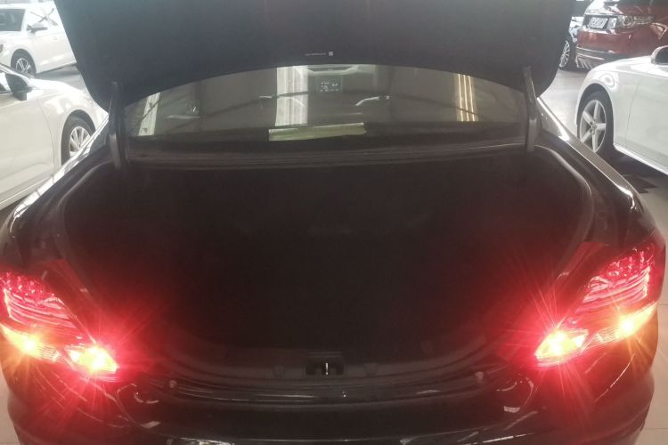 比亚迪 速锐 2016款 1.5L 手动精英型机舱底盘23