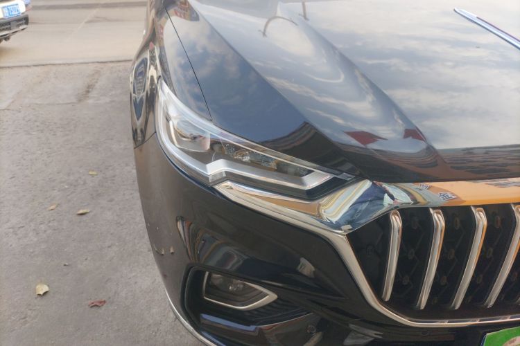 红旗HS5 2022款 改款 2.0T 智联旗享版车身外观8