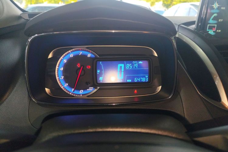 雪佛兰 创酷 2016款 1.4T 手动两驱舒适天窗版中控内饰14