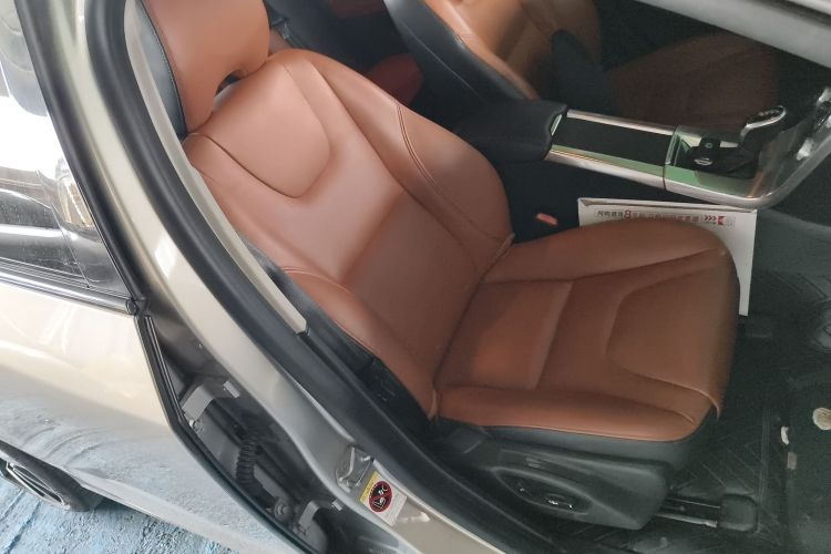 沃尔沃S60 2016款 S60L T4 智远版局部细节41