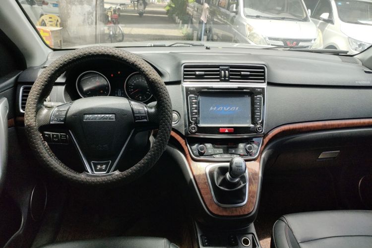 哈弗H6 2017款 红标 运动版 1.5T 手动两驱精英型中控内饰7002