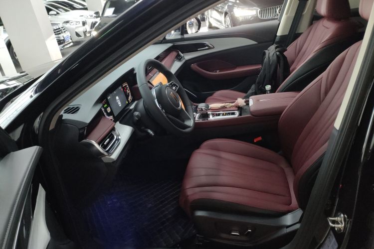 红旗H5 2025款 1.5T DCT旗韵版局部细节19