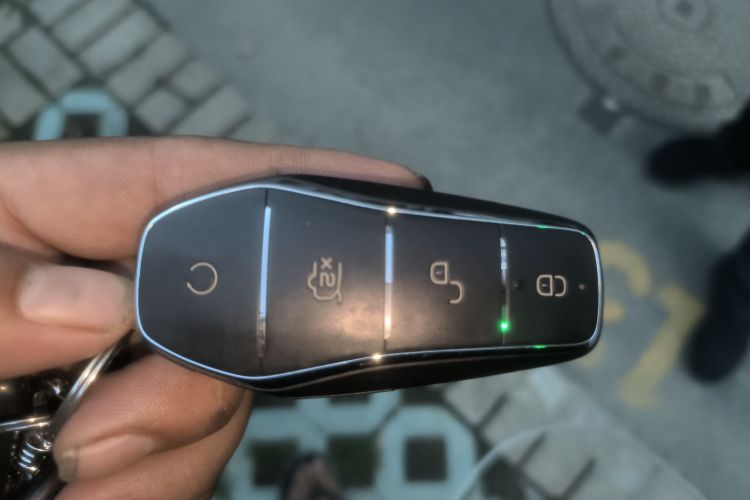 比亚迪 海豚 2021款 405km 时尚版中控内饰7001