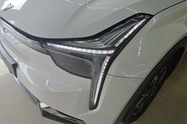 哪吒汽车 2023款 哪吒U-Ⅱ 挑战版 500 U秀 磷酸铁锂局部细节36